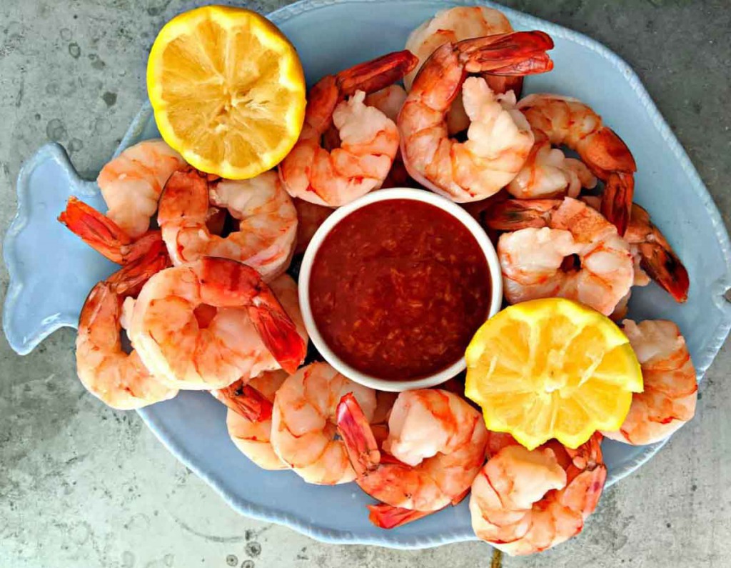 Shrimp with Cocktail Sauce for a wedding reception