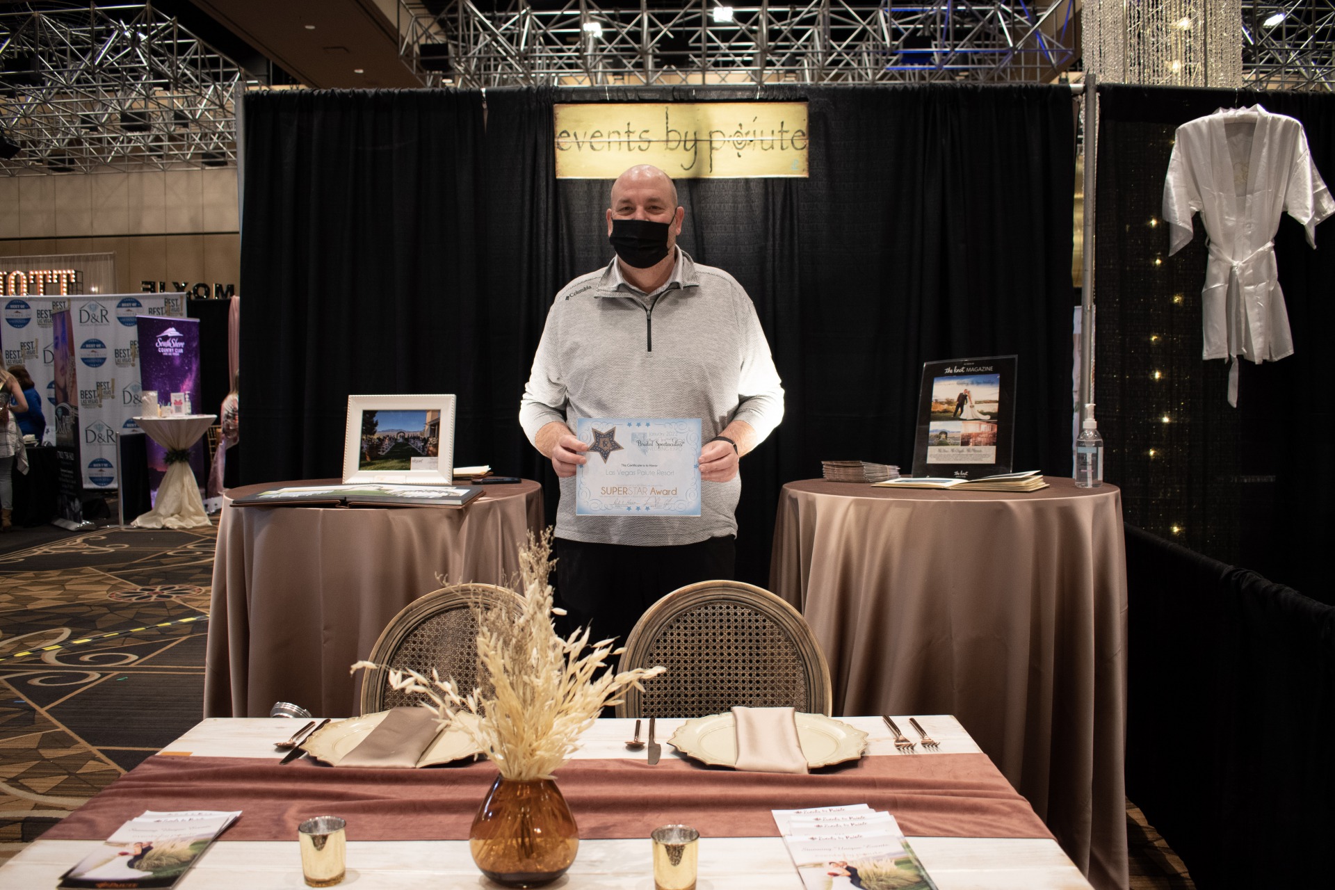 Events by Paiute, Las Vegas Wedding Professionals receive star award at January Bridal Spectacular