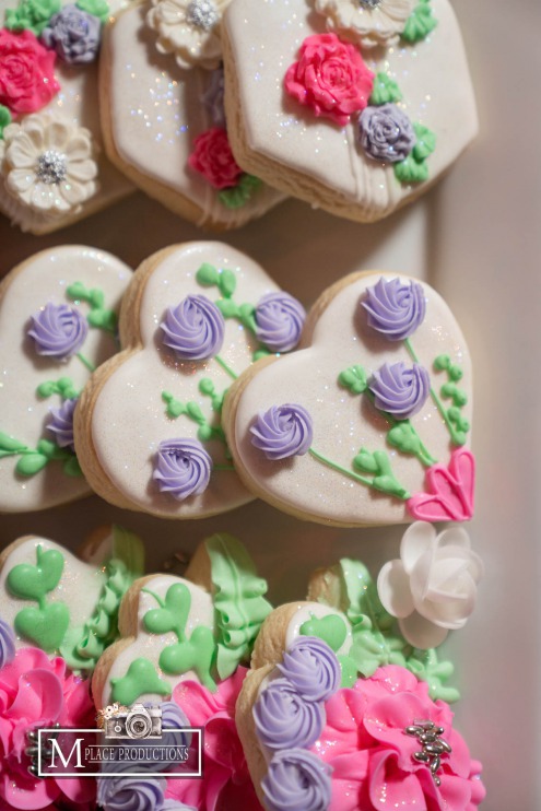 Floral wedding cookies from Drago Sisters Bakery photographed by M Place Productions. Las Vegas Wedding inspiration