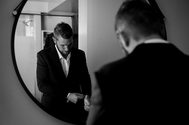 The groom getting ready to say I do at his Las VEgas wedding