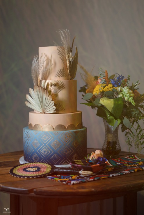 African Safari inspired wedding cake by Las Vegas Custom Cakes